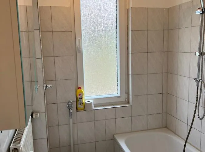 Moeblierte In * Duisburg